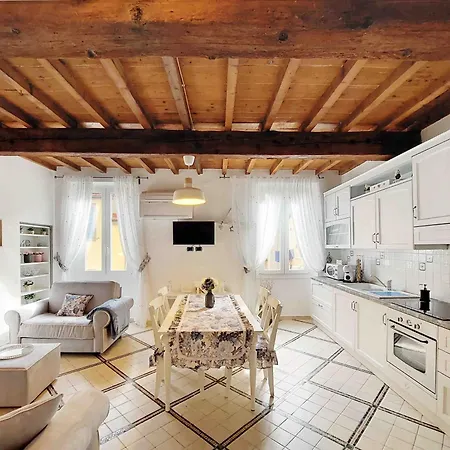 Casa Ornella Centro Storico Apartamento *